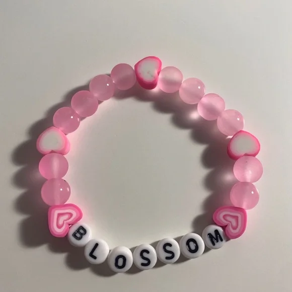 Handmade powderpuff blossom themed bracelet - Picture 2 of 3